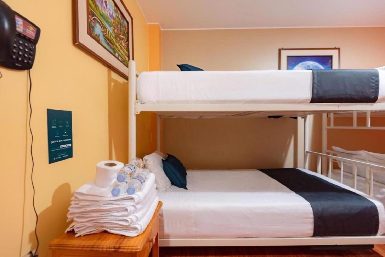 Hotel Savoy Ica Habitación foto
